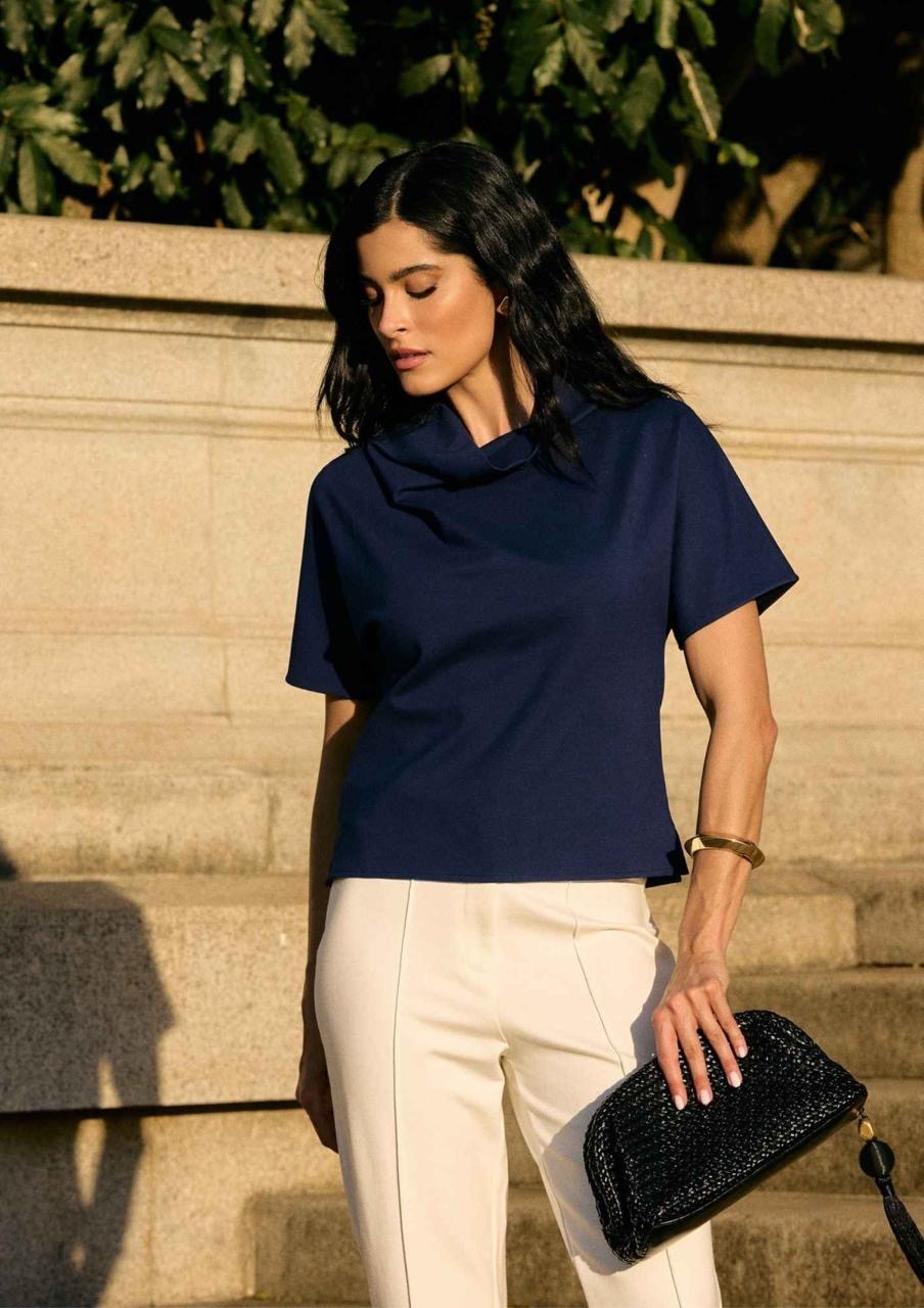 BLUSA GOLA ALTA