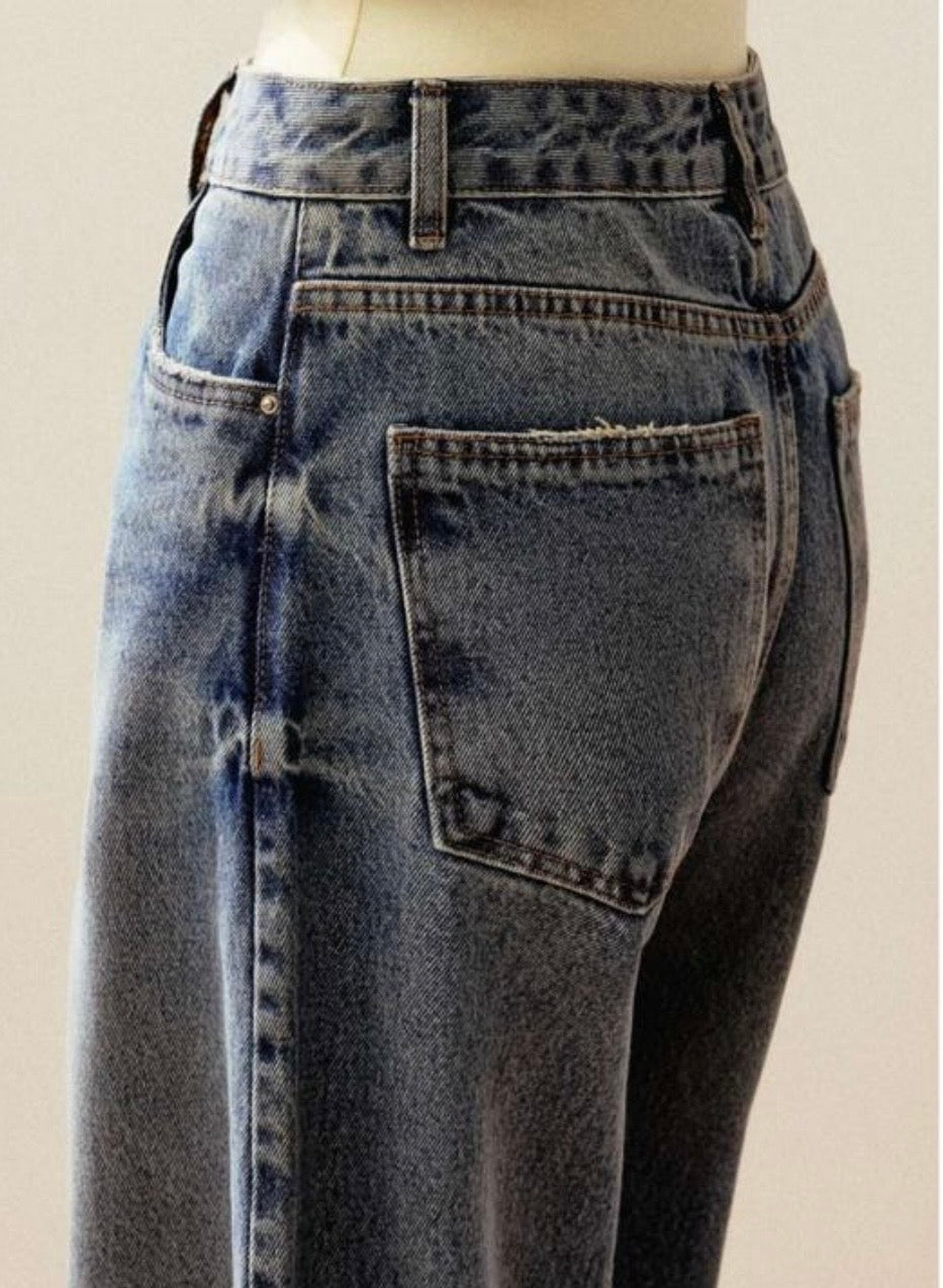 CALÇA JEANS BARREL LEG MARTINGALE