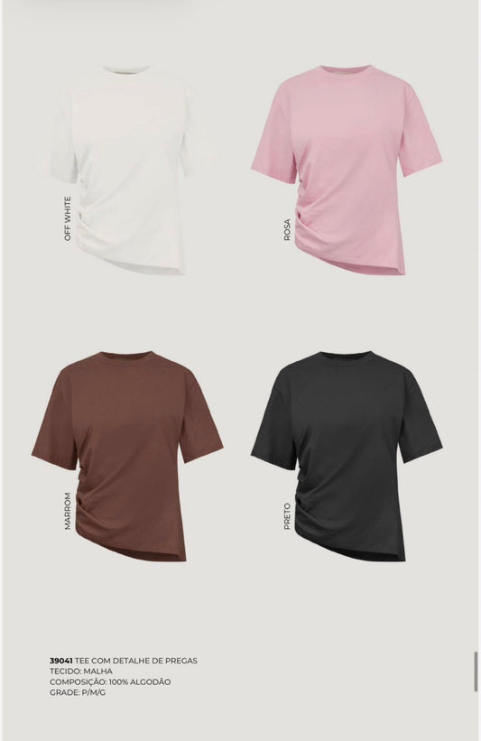 TEE COM DETALHE DE PREGA