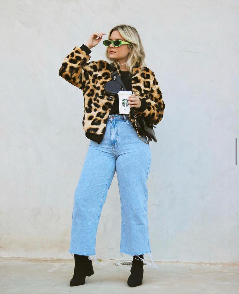 JAQUETA ANIMAL PRINT PELINHO