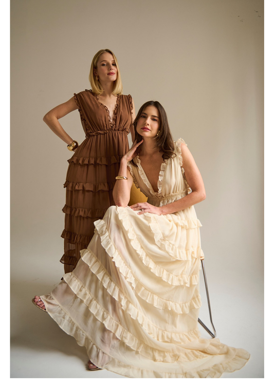 VESTIDO DECOTE V COM BABADOS